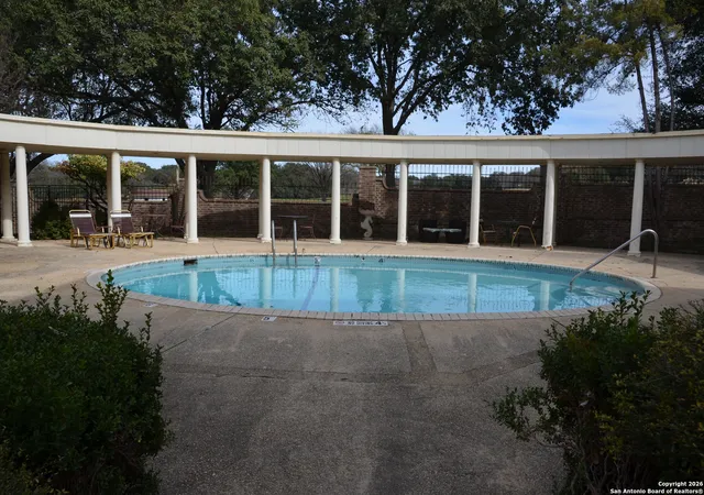 1819-babcock-705g-san-antonio-tx-78229/hzid_931a7cb3