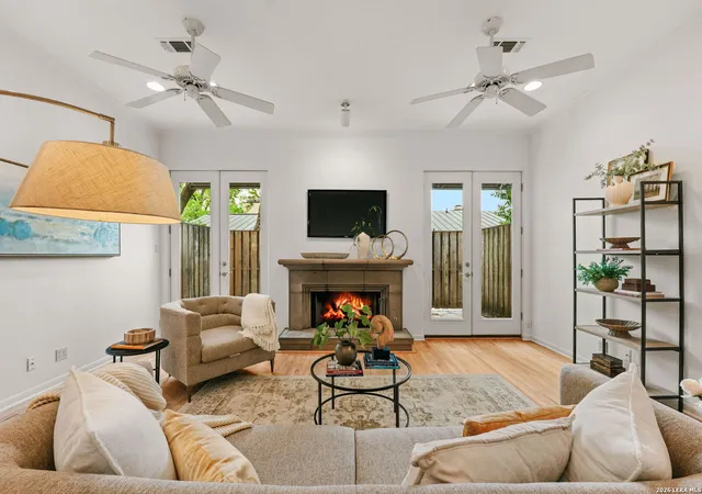 137-saint-dennis-137-san-antonio-tx-78209/hzid_47a9d71b