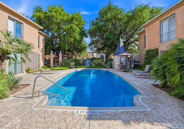 7711-broadway-31c-san-antonio-tx-78209/hzid_3e5e4e26