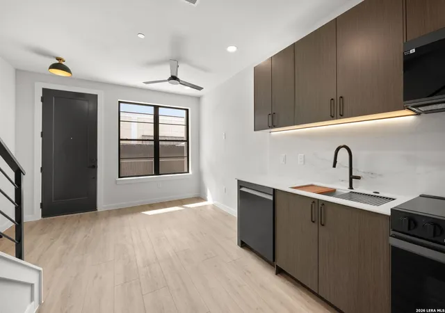 630-central-parkway-1113-new-braunfels-tx-78130/hzid_73070525