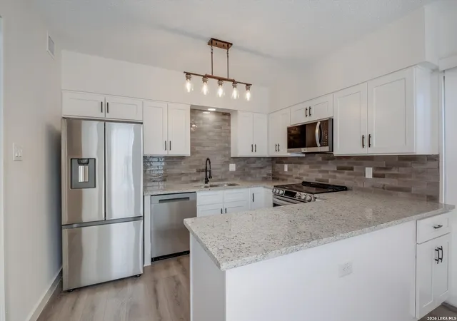 9915-powhatan-dr-b4-san-antonio-tx-78230/hzid_b0291526