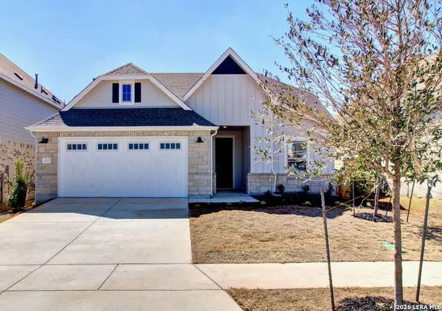 747-navarro-street-new-braunfels-tx-78132/hzid_a0a1bf48