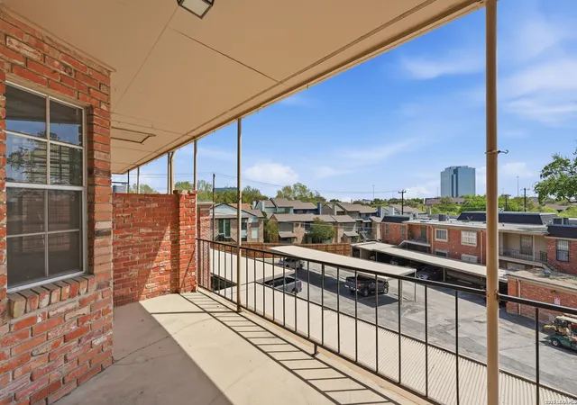 7500-callaghan-apt-140-san-antonio-tx-78229/hzid_451204eb