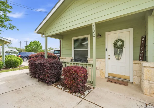 121-s-plant-302-boerne-tx-78006/hzid_ae323a8d