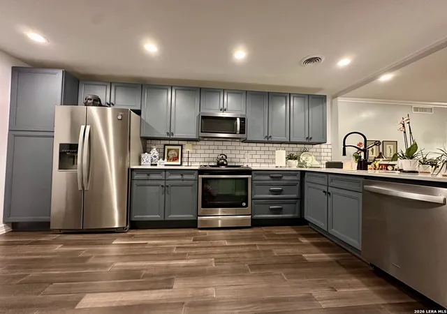 7709-broadway-227-san-antonio-tx-78209/hzid_d796ec98