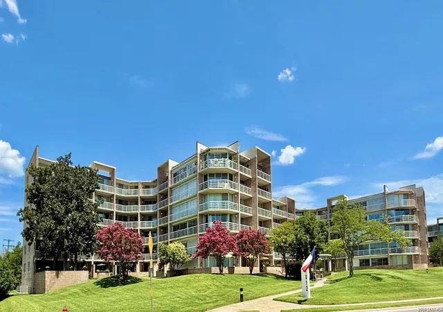 1012-guadalupe-st-3b-kerrville-tx-78028/hzid_d9a40c6f