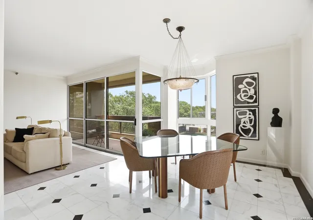 7887-broadway-302-san-antonio-tx-78209/hzid_d6e22f0e