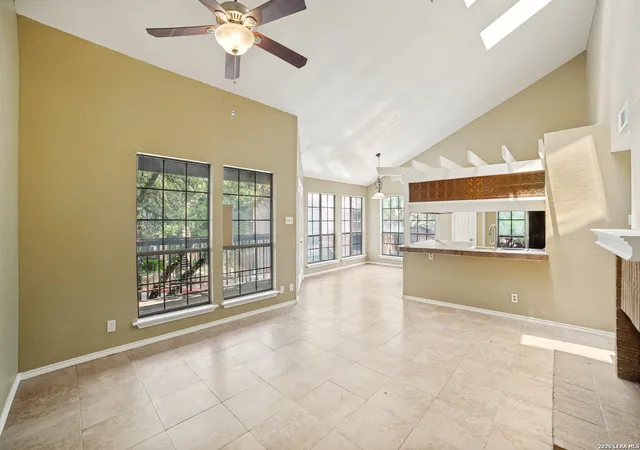 8633-datapoint-dr-204-san-antonio-tx-78229/hzid_d88733f5