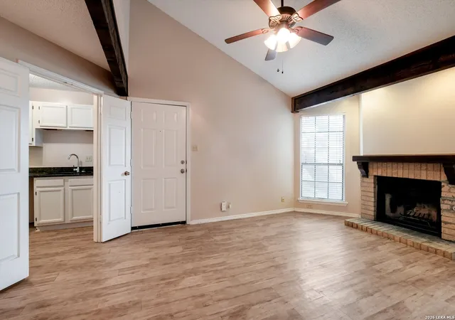 8655-datapoint-210b-san-antonio-tx-78229/hzid_54935a4d