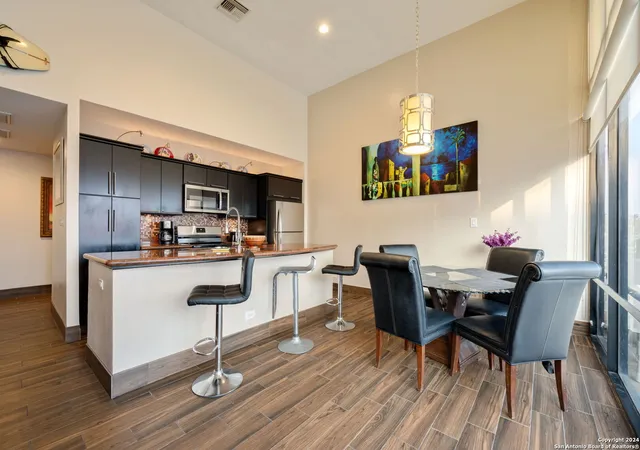 1000-padre-blvd-210-south-padre-island-tx-78597/hzid_3e33ba47