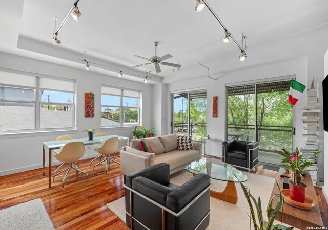 831-s-flores-3216-san-antonio-tx-78204/hzid_7bc6e607
