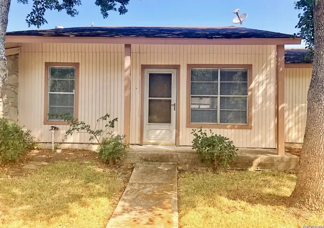 1051-country-club-dr-18-seguin-tx-78155/hzid_e67b4015