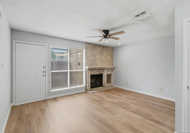 4107-medical-dr-6107-san-antonio-tx-78229/hzid_eb144e1e
