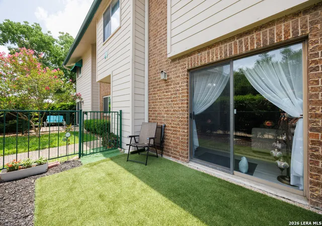 12610-uhr-ln-290-san-antonio-tx-78217/hzid_8b99bd80