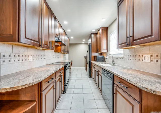 201-w-craig-apt-n-san-antonio-tx-78212/hzid_b2117371