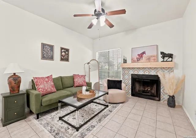 8611-datapoint-21-san-antonio-tx-78229/hzid_999318bc