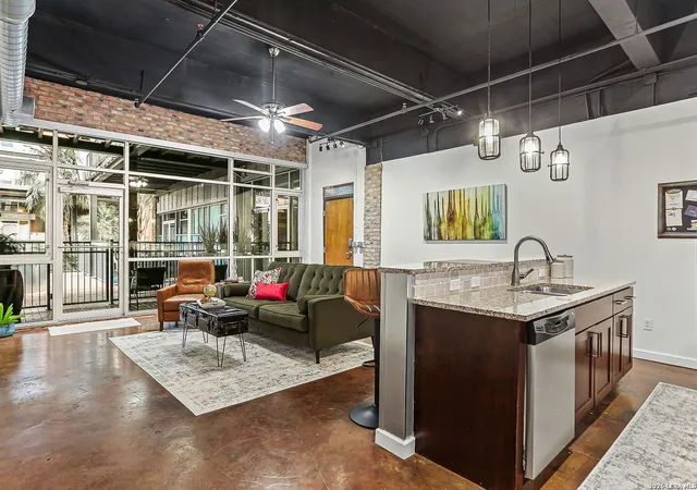 1339-s-flores-st-106-san-antonio-tx-78204/hzid_c65852b6