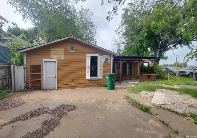 2843-castroville-rd-san-antonio-tx-78237/hzid_6764f2d4