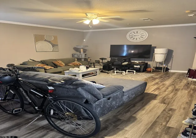 6160-eckhert-108-san-antonio-tx-78240/hzid_4a8288f5