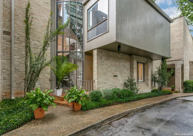 3-gallery-court-b-san-antonio-tx-78209/hzid_aacc7e0d