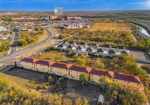 391-riverside-unit-23-eagle-pass-tx-78852/hzid_2d0fd590