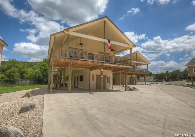 126-river-villas-9-new-braunfels-tx-78132/hzid_67abb5c9