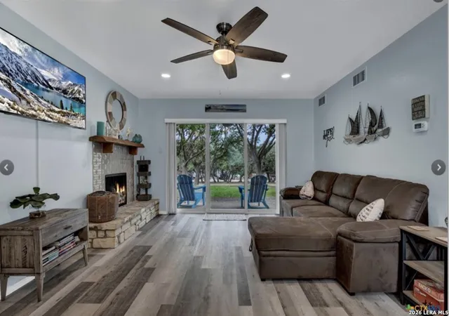 1185-parkview-dr-apt-d24-canyon-lake-tx-78133/hzid_4e60e4c5