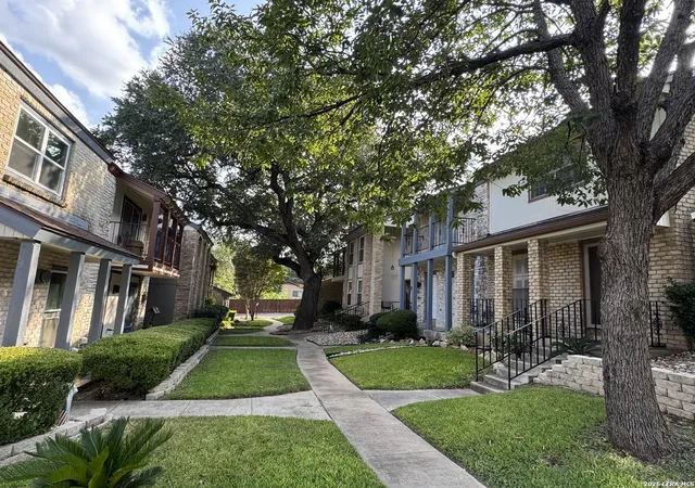 11303-vance-jackson-rd-h2-san-antonio-tx-78230/hzid_a4c6d274