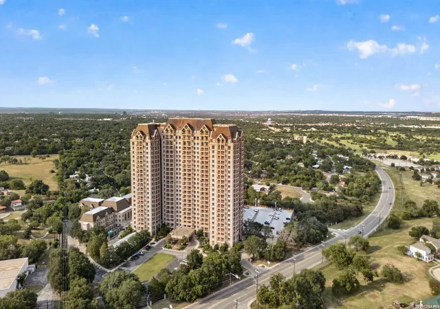 1-towers-park-ln-1813-san-antonio-tx-78209/hzid_9cf0abce