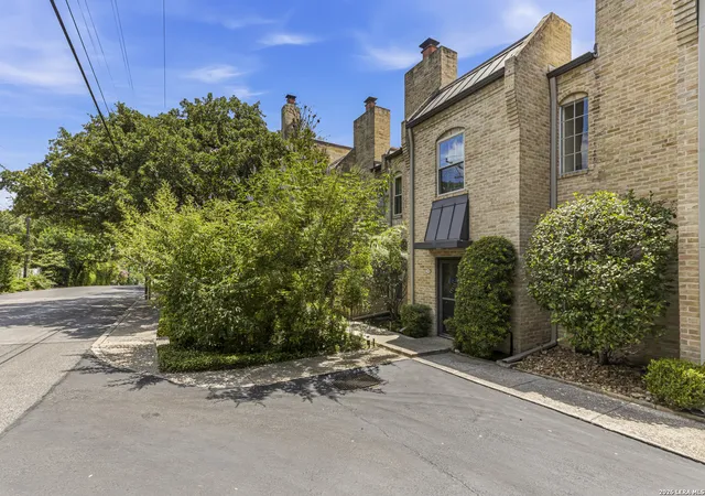5403-n-new-braunfels-ave-12-san-antonio-tx-78209/hzid_742c5feb