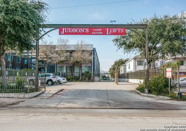 831-s-flores-2212-san-antonio-tx-78204/hzid_31c53132