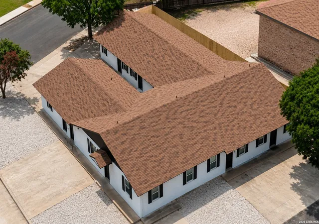 1402-n-adams-st-fredericksburg-tx-78624/hzid_4f945247