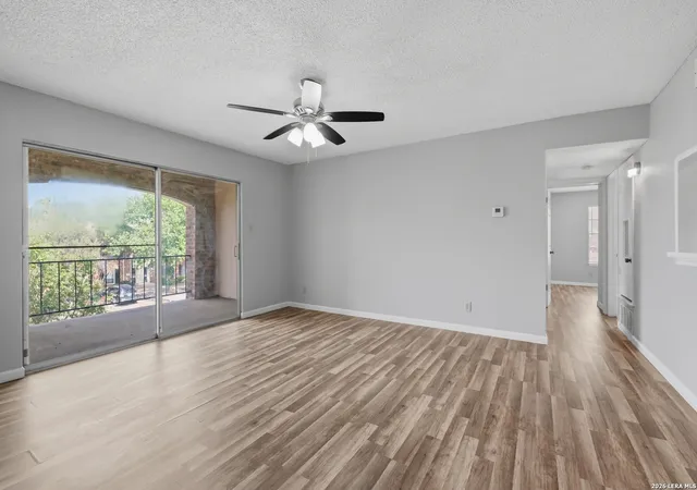 1819-babcock-411-san-antonio-tx-78229/hzid_d810f488