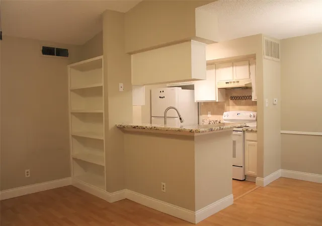 2120-el-paseo-st-2810-houston-tx-77054/hzid_b9b9ce58