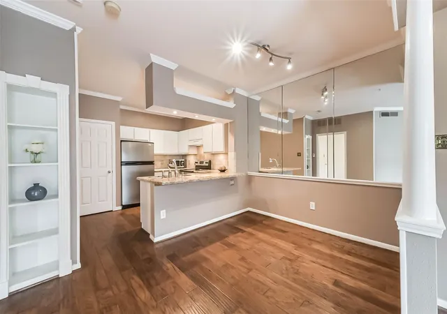 1330-old-spanish-trl-2204-houston-tx-77054/hzid_78aaa2e1