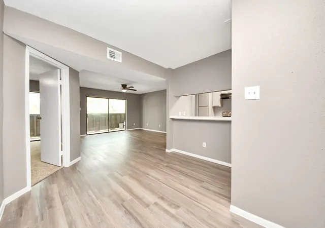 3105-walnut-bend-ln-32-houston-tx-77042/hzid_3026244c