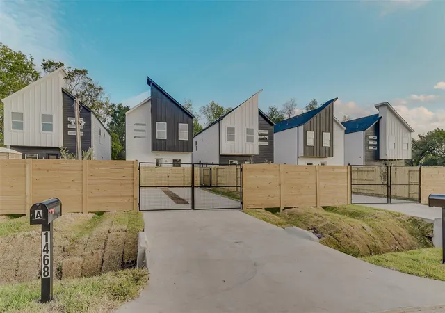 9439-pembrook-st-houston-tx-77016/hzid_02557c7e