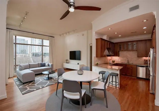 2211-briarglen-dr-705-houston-tx-77027/hzid_218bb6f1
