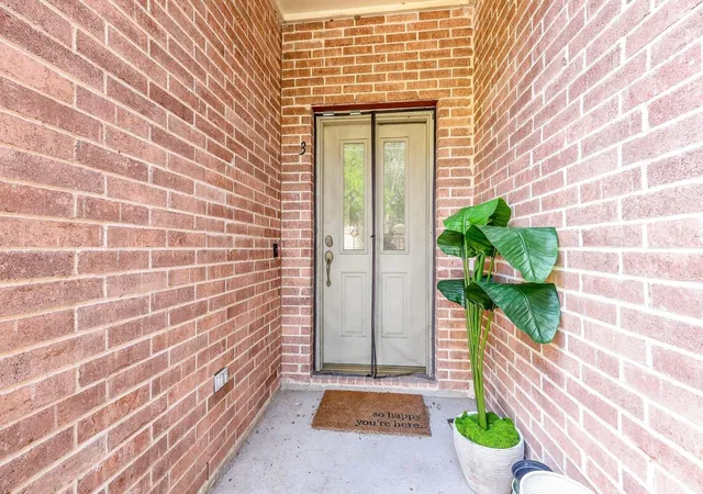 2865-westhollow-dr-3-houston-tx-77082/hzid_d4ad007a