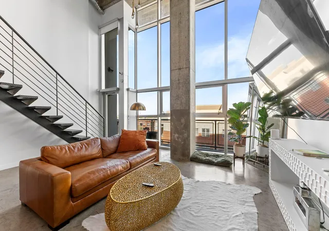 2000-bagby-st-7416-houston-tx-77002/hzid_4e1dd25e
