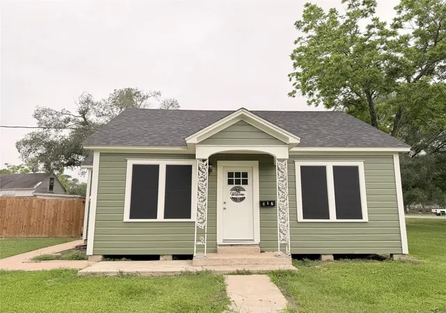515-e-correll-el-campo-tx-77437/hzid_2e47a9b9
