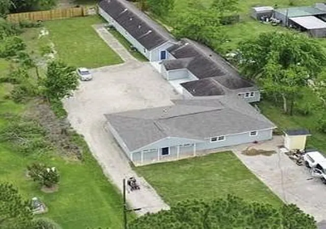 7307-avenue-o-santa-fe-tx-77510/hzid_c12e9b8c