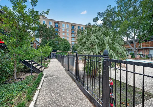 3930-w-alabama-st-8-houston-tx-77027/hzid_ab094374