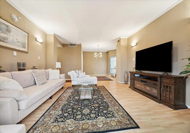 661-bering-dr-709-houston-tx-77057/hzid_6d8636c7