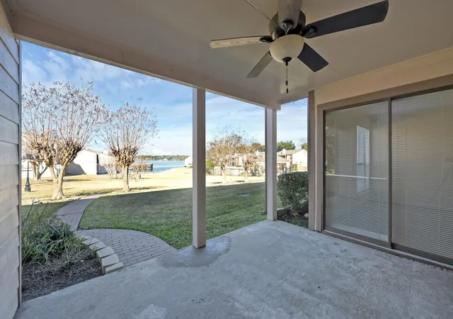 104-lakeview-ter-d-conroe-tx-77356/hzid_7fbe243b