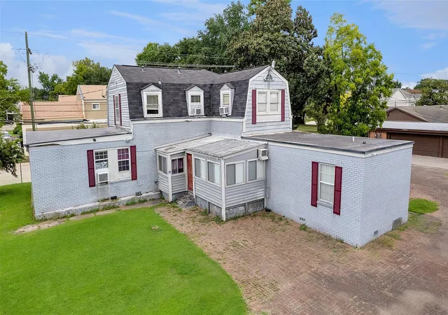 317-w-lewis-st-conroe-tx-77301/hzid_d8969ed1
