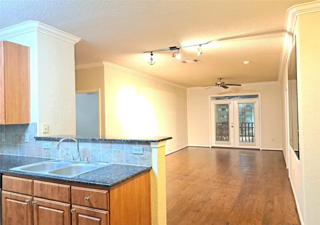 1711-old-spanish-trl-457-houston-tx-77054/hzid_07b55768