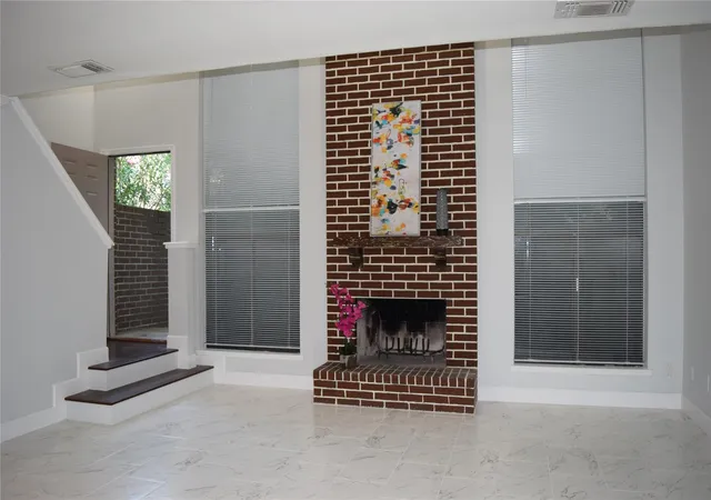13776-hollowgreen-dr-407-houston-tx-77082/hzid_f423a712