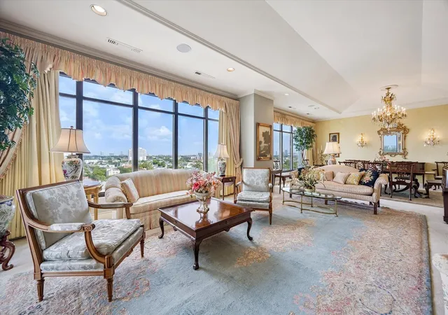 2121-kirby-dr-7ne-houston-tx-77019/hzid_8aaca411
