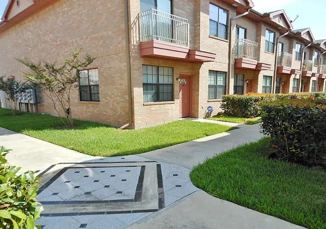 9400-bellaire-blvd-508-houston-tx-77036/hzid_96478804